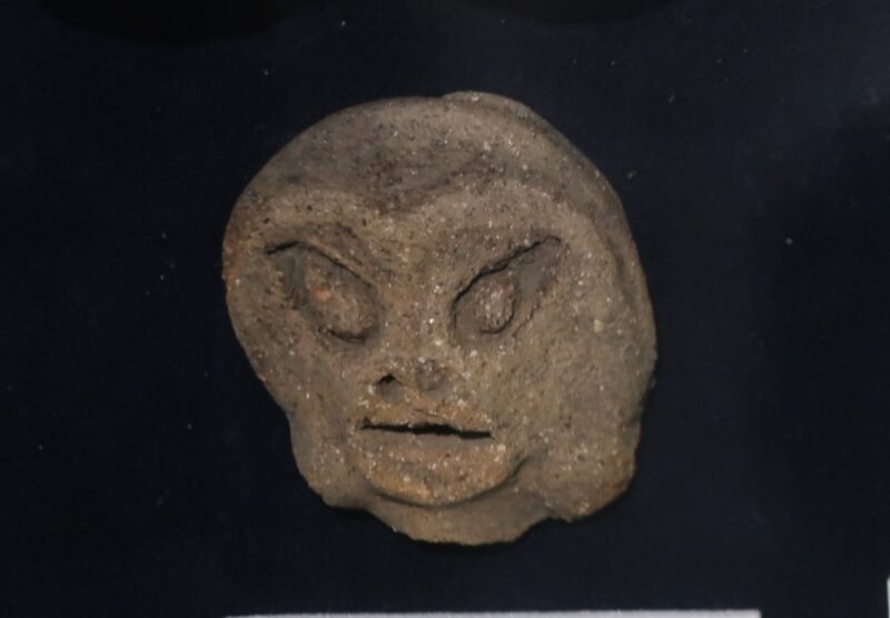 花上寺遺跡から出土した頭部だけの土偶